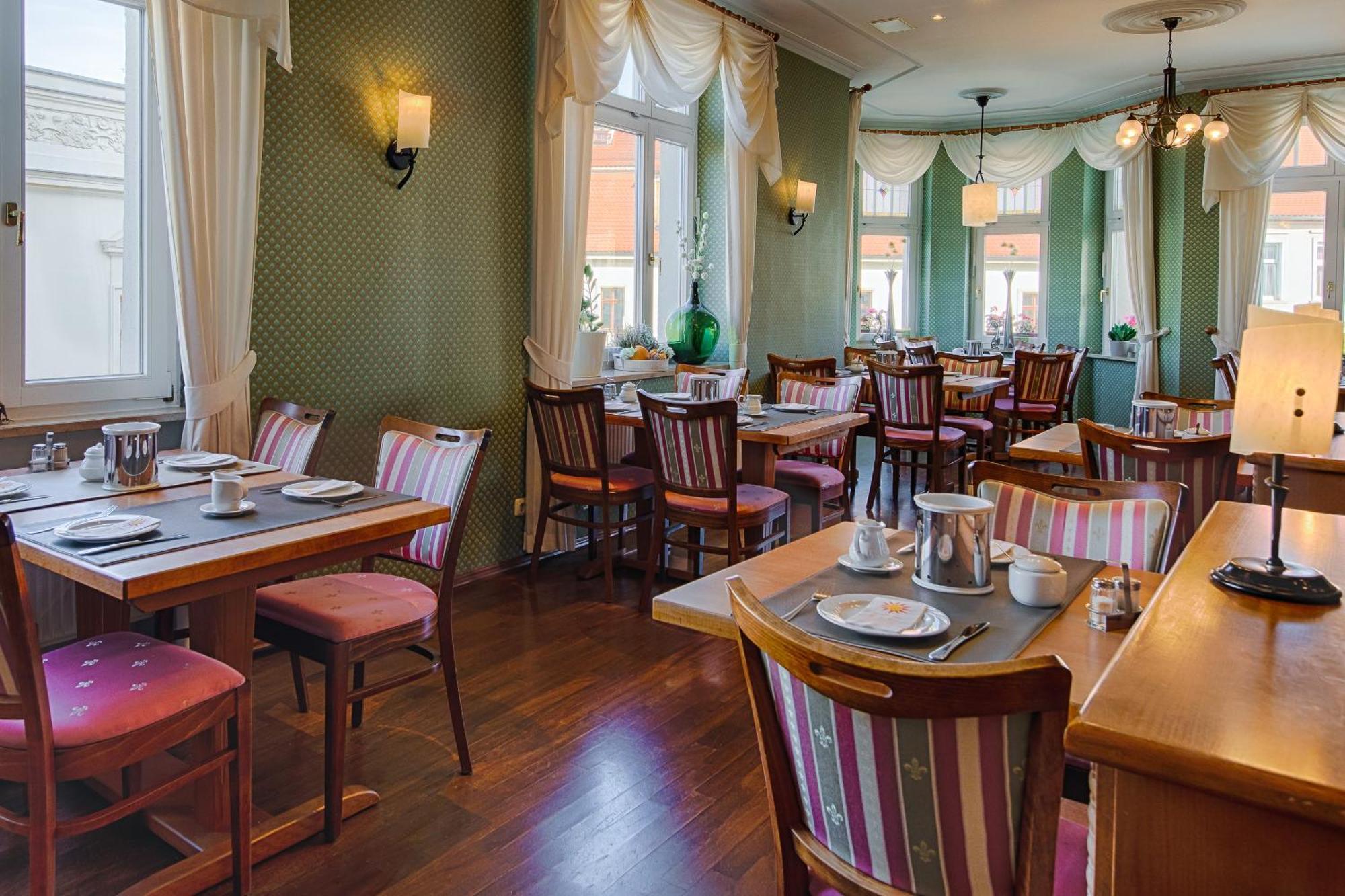 Hotel Fuersteneck Bernburg Εξωτερικό φωτογραφία