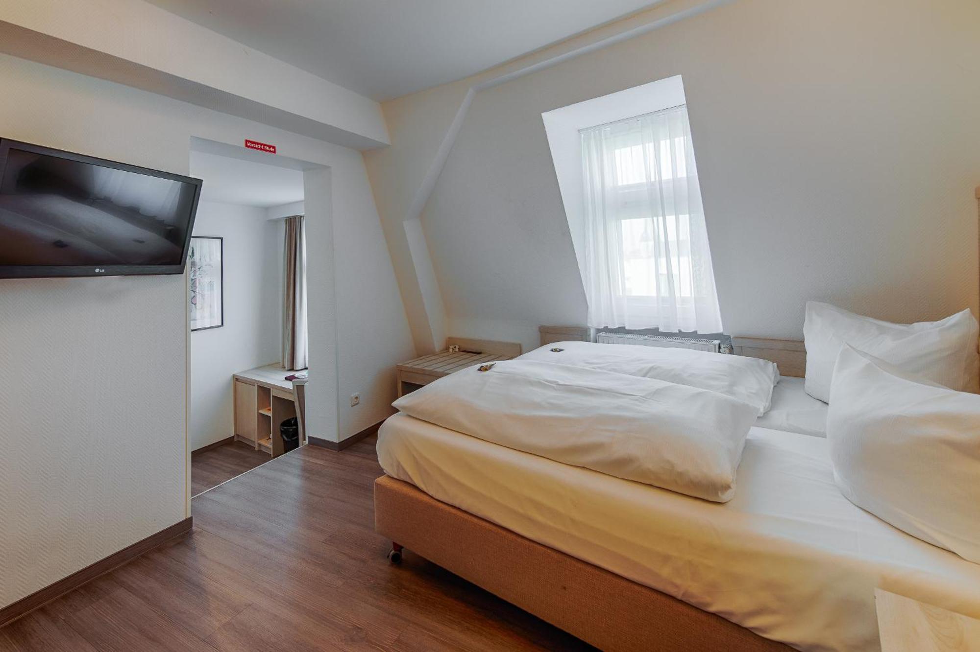 Hotel Fuersteneck Bernburg Εξωτερικό φωτογραφία