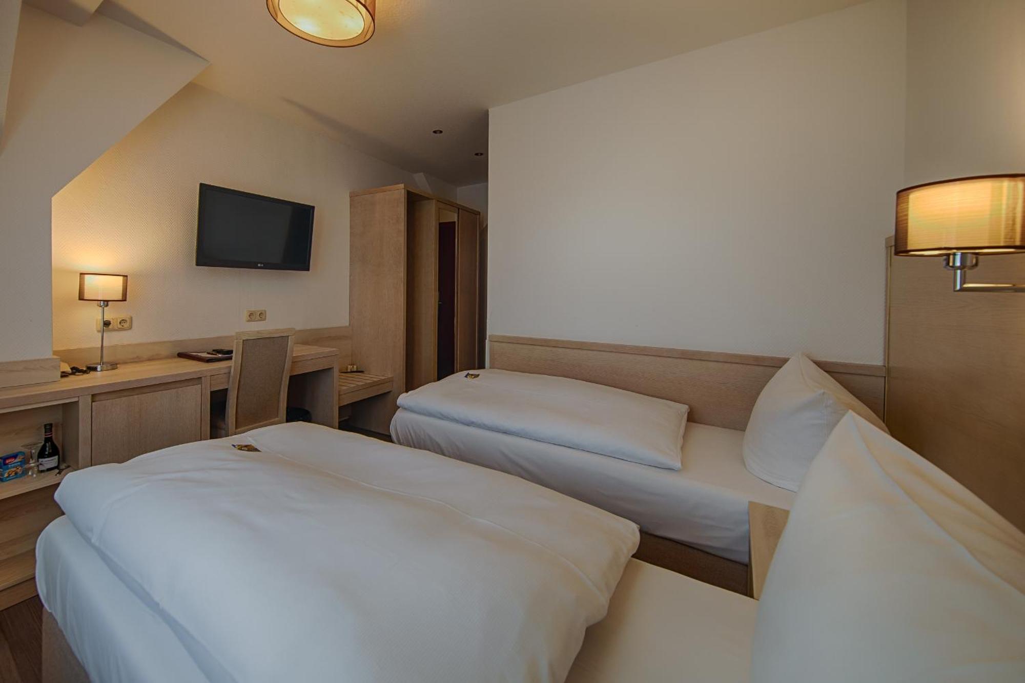 Hotel Fuersteneck Bernburg Εξωτερικό φωτογραφία