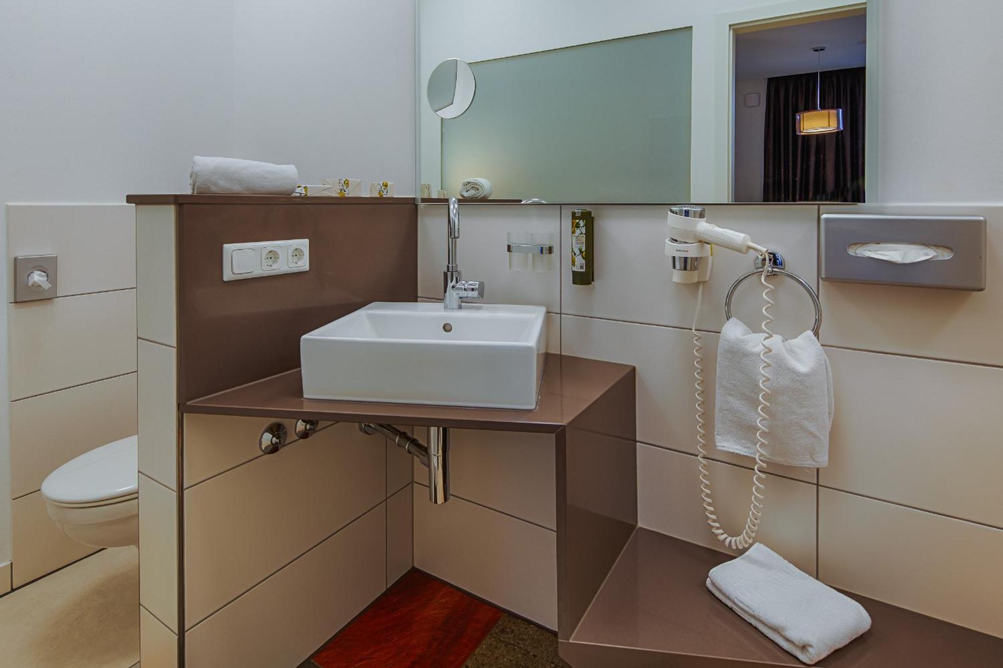 Hotel Fuersteneck Bernburg Εξωτερικό φωτογραφία