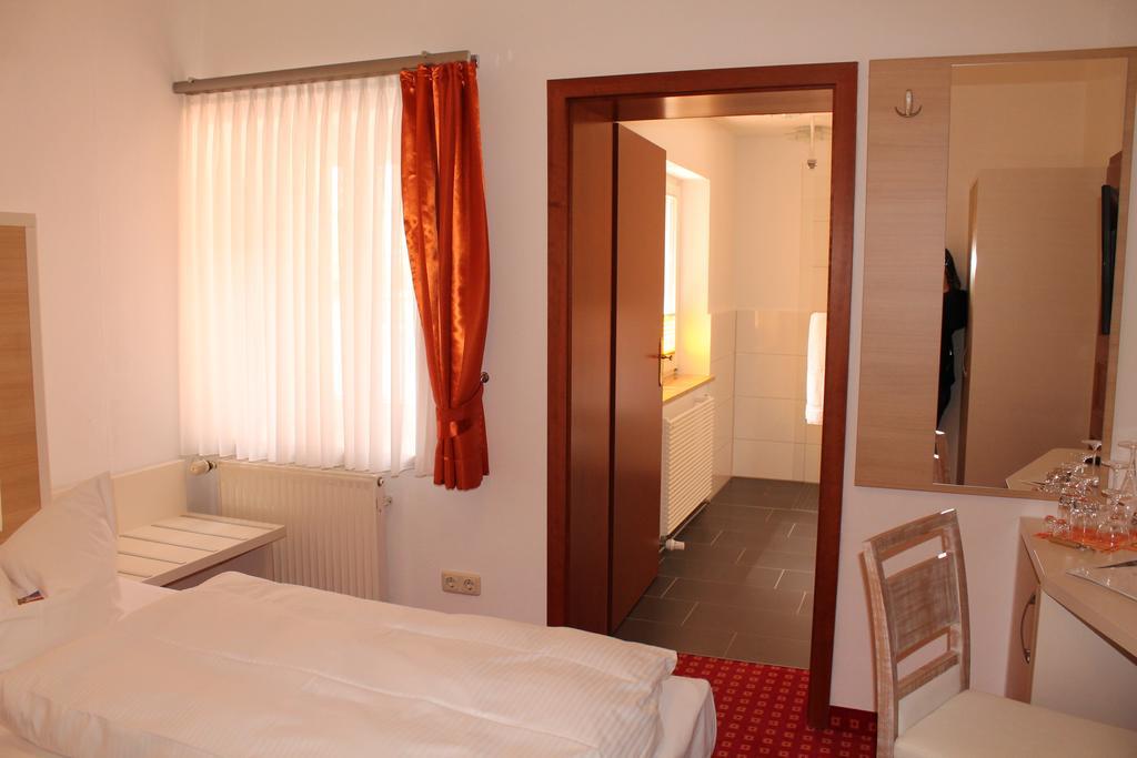 Hotel Fuersteneck Bernburg Εξωτερικό φωτογραφία