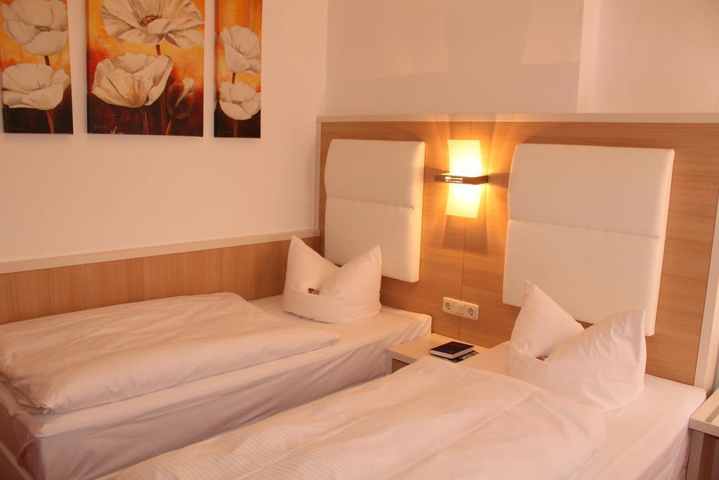 Hotel Fuersteneck Bernburg Εξωτερικό φωτογραφία