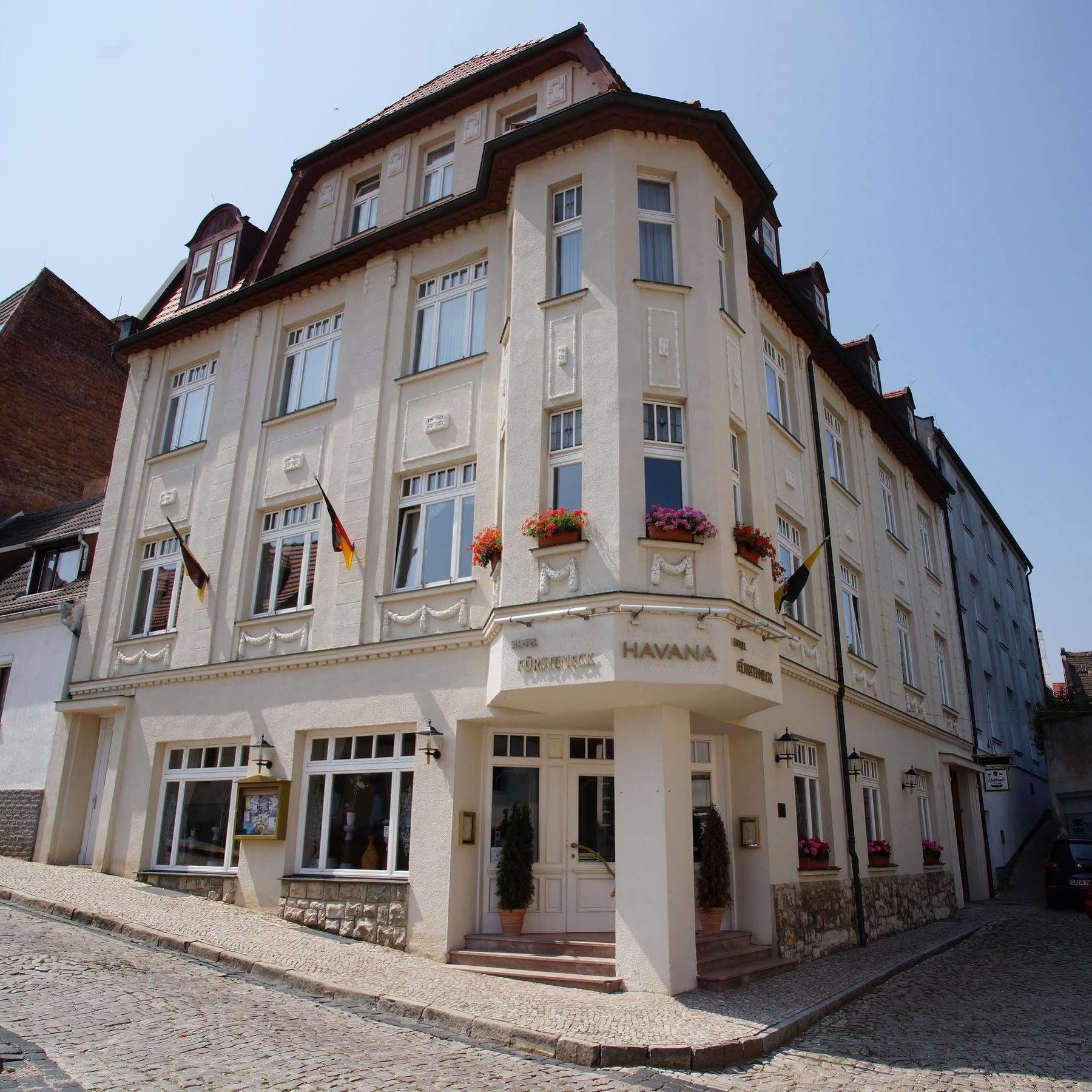 Hotel Fuersteneck Bernburg Εξωτερικό φωτογραφία